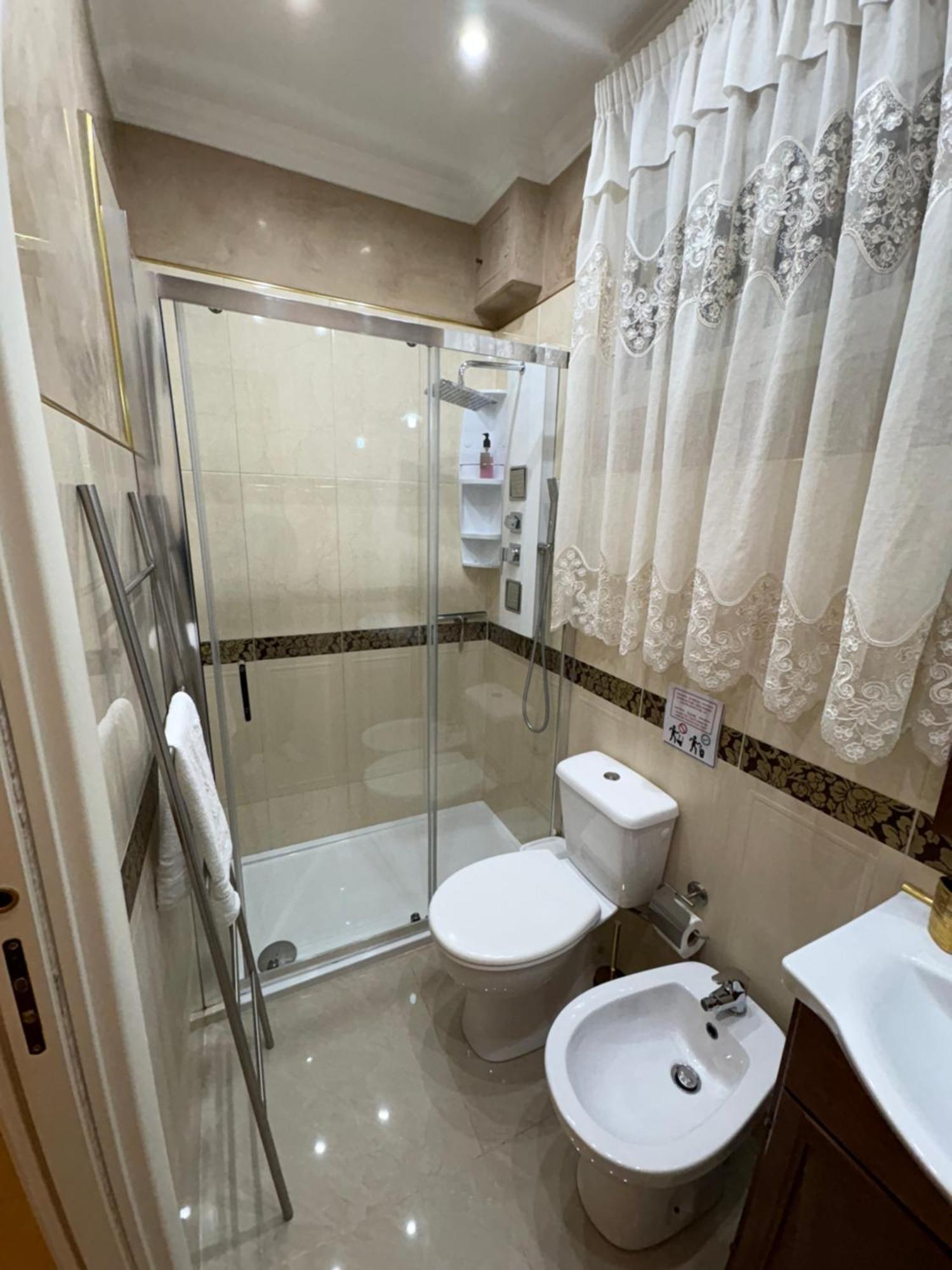 Roc House Apartment Катания Екстериор снимка